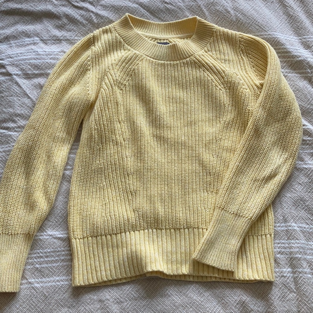 Yellow GAP sweater, size XS. 💛